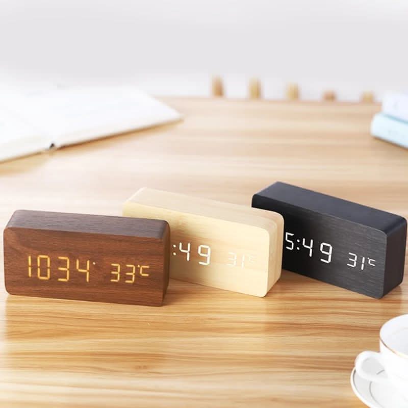 TIMBRIX – Digital LED Alarm Clock with Natural Wood Design and Temperature Display