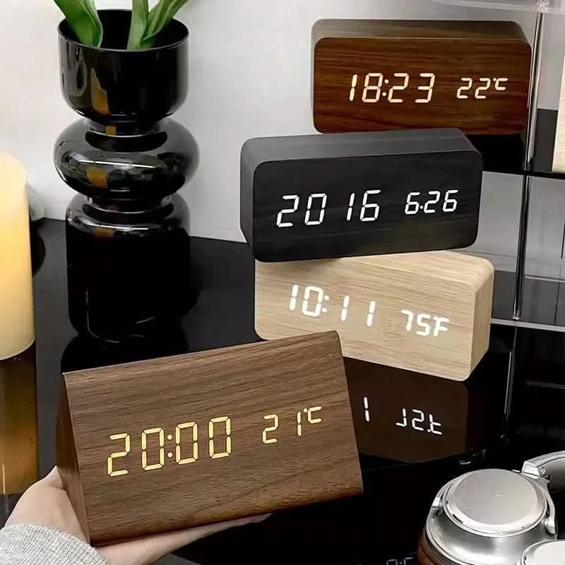 TIMBRIX – Digital LED Alarm Clock with Natural Wood Design and Temperature Display